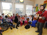 Konak Belediyesi'nden minik hastalara moral