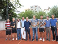 Küçük Kulüp’te kupalar sahiplerini buldu