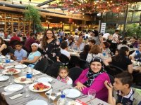 LÖSEV Ailesi geleneksel iftar yemeğinde İzmir'de bir araya geldi