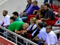 ALTAY ALTUĞ'dan Bir Parke de Sen Koy'a Destek