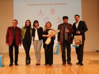 Marka Şehir İzmir Sempozyumu'nda söz sanatçılarındı