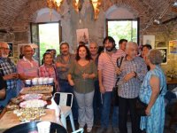 Menekşe Çam'dan karikatür sergisi