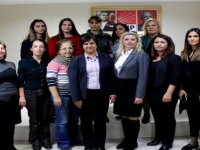 Mesaj başkandan, fotoğrafı kadınlardan