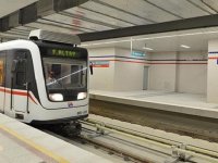 Metroda yeni rota Bornova Merkez'e gitmek... 