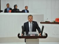 MHP'li Savaşan: İzmir'in stat sorunları çözülmeli