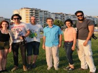 Milletvekili aday adayı şimdi şarkılarına klip çekiyor