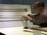 MÜZİKSEV'de çağdaş ve antik yaylar sergileniyor