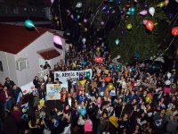 Öğrencilerden minik hastalara moral yürüyüşü