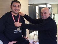 Otizmli ressam Erkan Kızıldağ'a madalya...