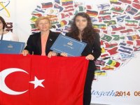 ÖZEL FATİH KOLEJİ İLE İZMİR'E AMERİKAN'DAN GELEN ZAFER...