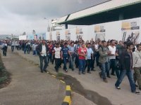 Petkim'de işçiler eylemde...