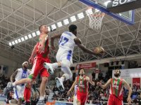 Pınar Karşıyaka Play-Off'u garantiledi