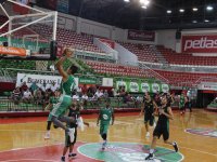 Pınar Karşıyaka, Akhisar'a galip