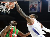 Pınar Karşıyaka, Anadolu Efes'ten 26 fark yedi!..