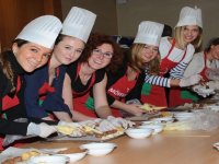 Pınar Karşıyaka Basketbol Takımının eşleri çikolata kursunda...