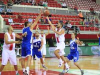 Pınar Karşıyaka, Buducnost'u farklı geçti