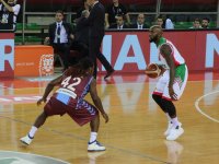 Pınar Karşıyaka, Fenerbahçe deplasmanında