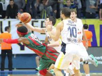 Pınar Karşıyaka, Fenerbahçe Ülker'i uzatmada yendi...