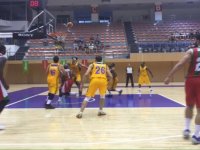 Pınar Karşıyaka, İstanbul'da galip