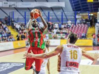 Pınar Karşıyaka İtalya'dan mağlubiyetle dönüyor