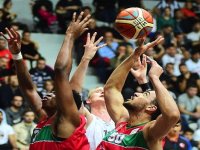 Pınar Karşıyaka Kartal'a avlandı...