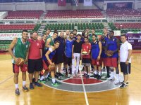 Pınar Karşıyaka, komşu yolcusu