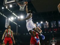 Pınar Karşıyaka kupada Anadolu Efes karşısında