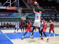 Pınar Karşıyaka oyuncu değişikliğine gidecek...