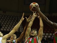 Pınar Karşıyaka Şampiyonlar Ligi'ne galibiyetle başladı