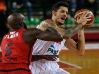 Pınar Karşıyaka son anda güldü...