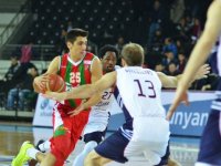 Pınar Karşıyaka, TED Kolejliler'e kaybetti