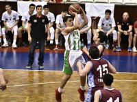 Pınar Karşıyaka U15 galibiyetle başladı...