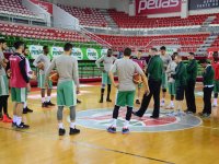 Pınar Karşıyaka Uşak deplasmanında 