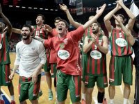 Pınar Karşıyaka-Uşak Sportif maçı seyircisiz...