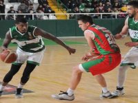 Pınar Karşıyaka uzatmanın son saniyesinde kazandı...