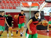 Pınar Karşıyaka yeni kadrosuyla ilk maçına çıkıyor