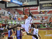 Pınar Karşıyaka, Zielona Gora karşısında