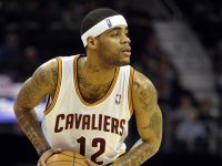 D.J. Kennedy Pınar Karşıyaka'da 