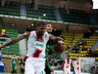 Pınar Karşıyaka'da Strawberry de yolcu