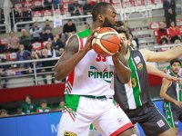 Pınar Karşıyaka'da Summers sevinci