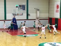 Pınar Karşıyaka'nın gençlerinden arka arkaya 12.galibiyet