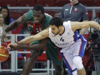 Pınar Karşıyaka'nın konuğu Anadolu Efes