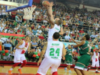 Pınar Karşıyaka'nın konuğu Buducnost Voli