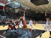 Pınar Karşıyaka'yı Rusya'da Ponitka uçurdu