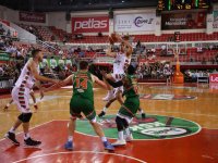 Pınar KSK ligi farklı mağlubiyetle tamamladı