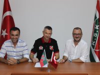 Pınar KSK'de yardımcı antrenör kişisel gelişim koçu oldu...