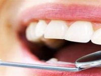 Prof. Dr. Erdilek: Dişler günde en az iki kez fırçalanmalıdır