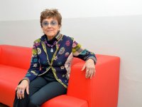 Prof. Dr. Jale Erzen’e “Yılın Sanat İnsanı Onur Ödülü”