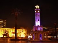 Saat Kulesi ''mor'' oldu