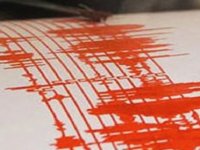 Karşıyaka sallanmaya devam ediyor...